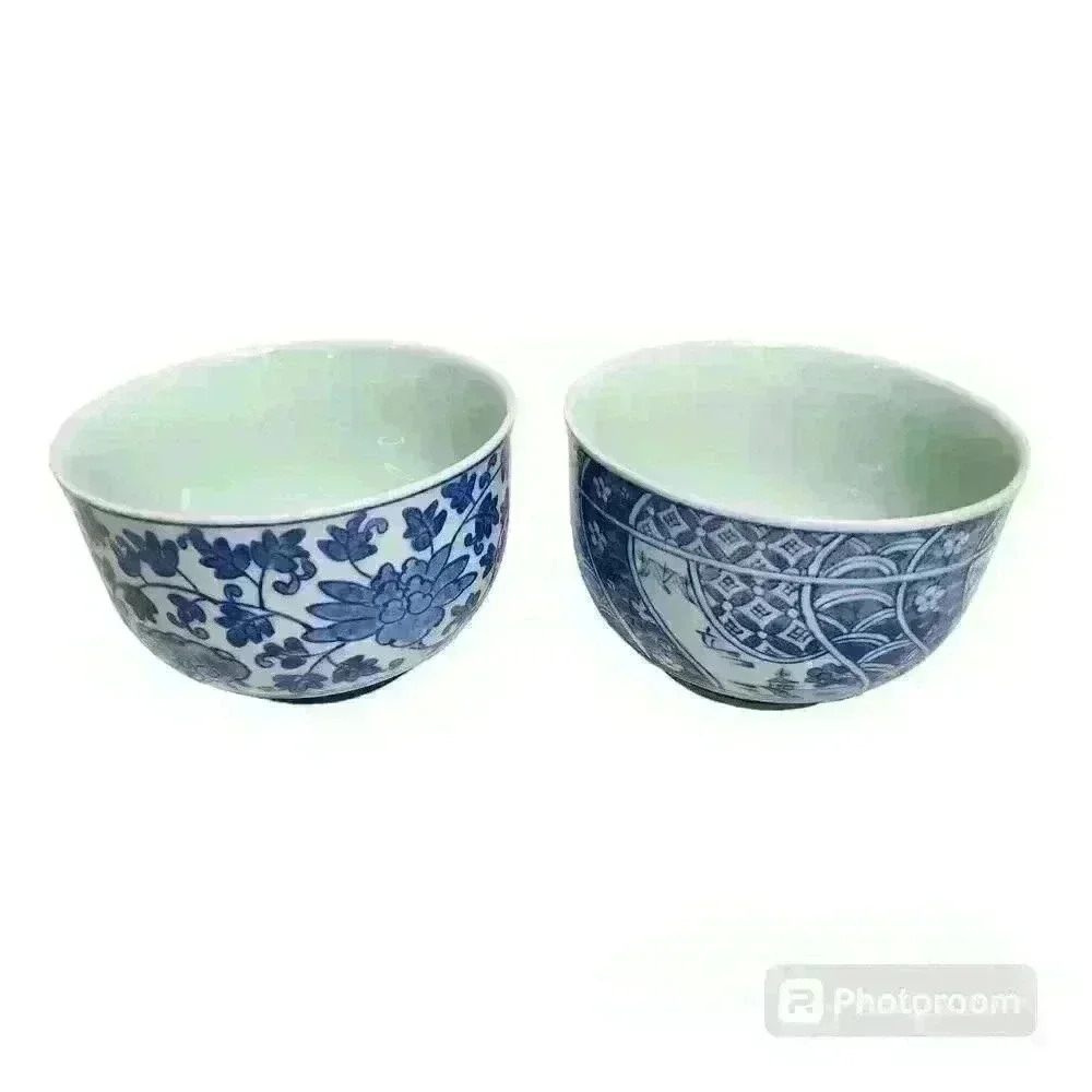 Vintage Arita Set of 2 porcelain Rice Bowls 5"